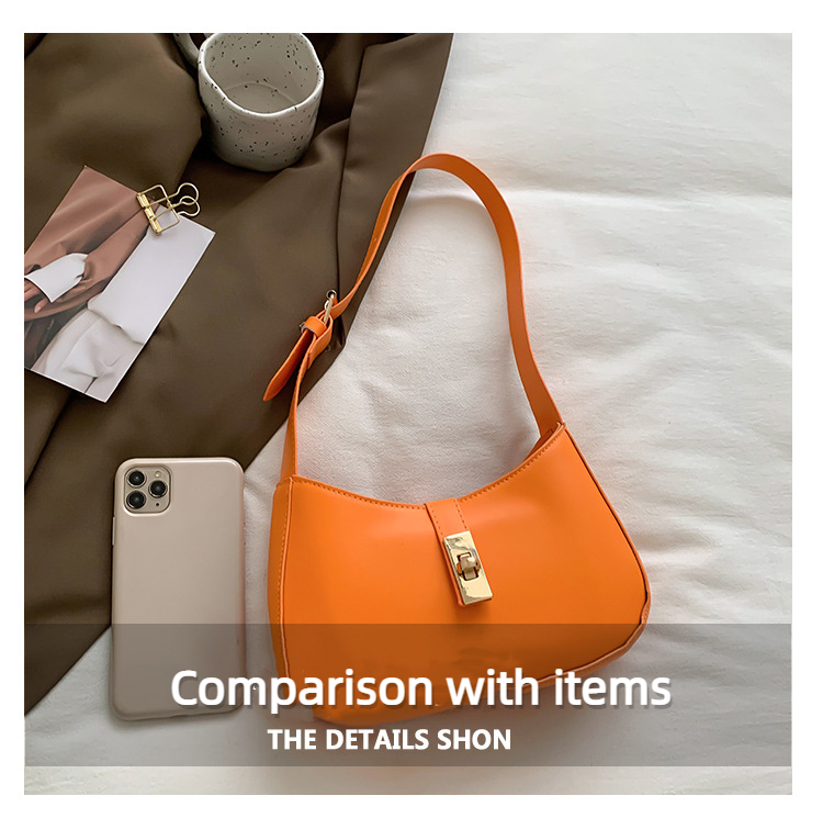 Women's PU Leather Magnetic Buckle Solid Color Exquisite Shoulder Bag 4 Colors
