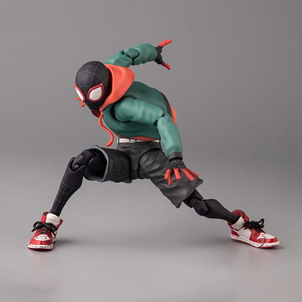 Articular Mobility Spiderman Movable Dolls And Figures Kid Children Cartoon Gift