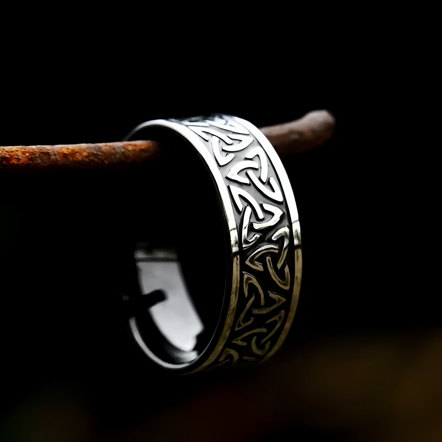 Men Viking-Inspired Celtic Trinity Knot Ring Band Symbol of Protection & Loyalty R292