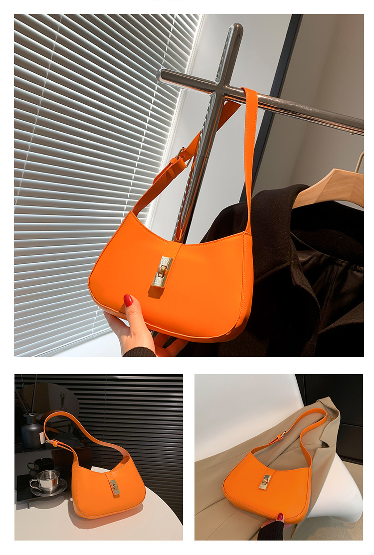 Women's PU Leather Magnetic Buckle Solid Color Exquisite Shoulder Bag 4 Colors