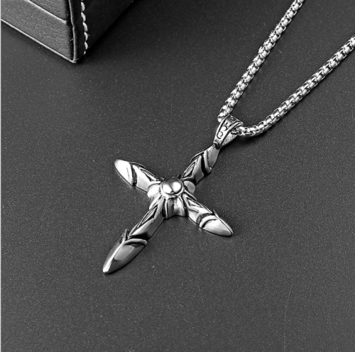 Retro Pendant Punk Vintage Cross Animal Totem Poker Pendant Biker Chain Necklace
