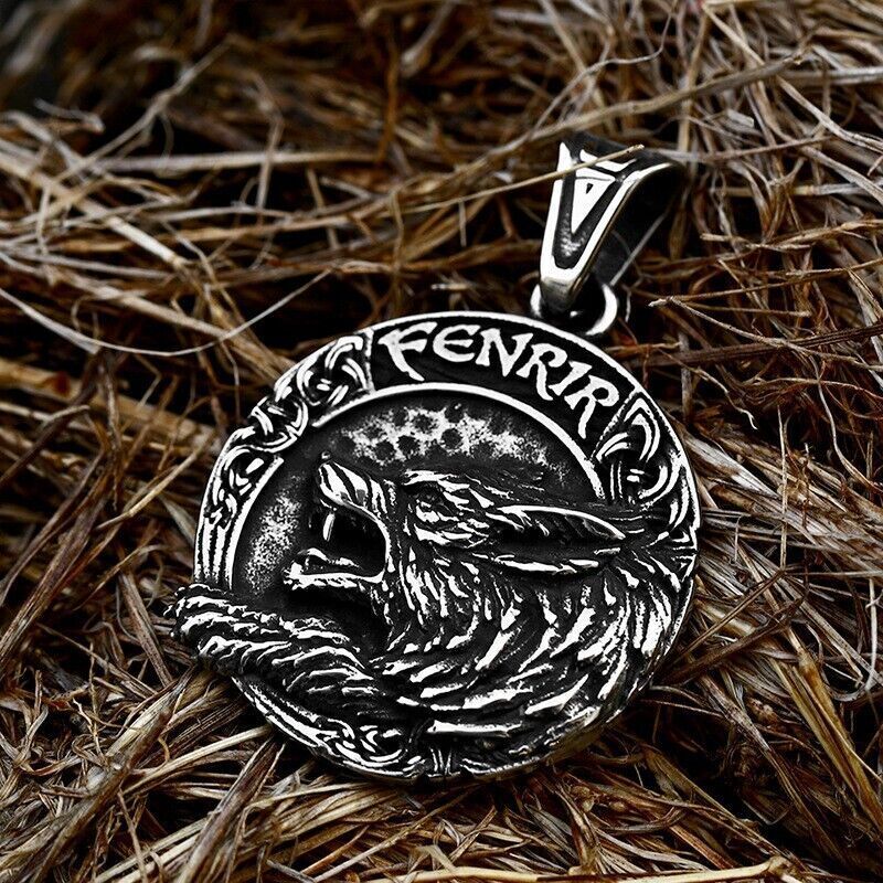 Unisex Mix Theme Fashion Retro Space Astronaut Pendant Titanium Stainless Steel Necklace