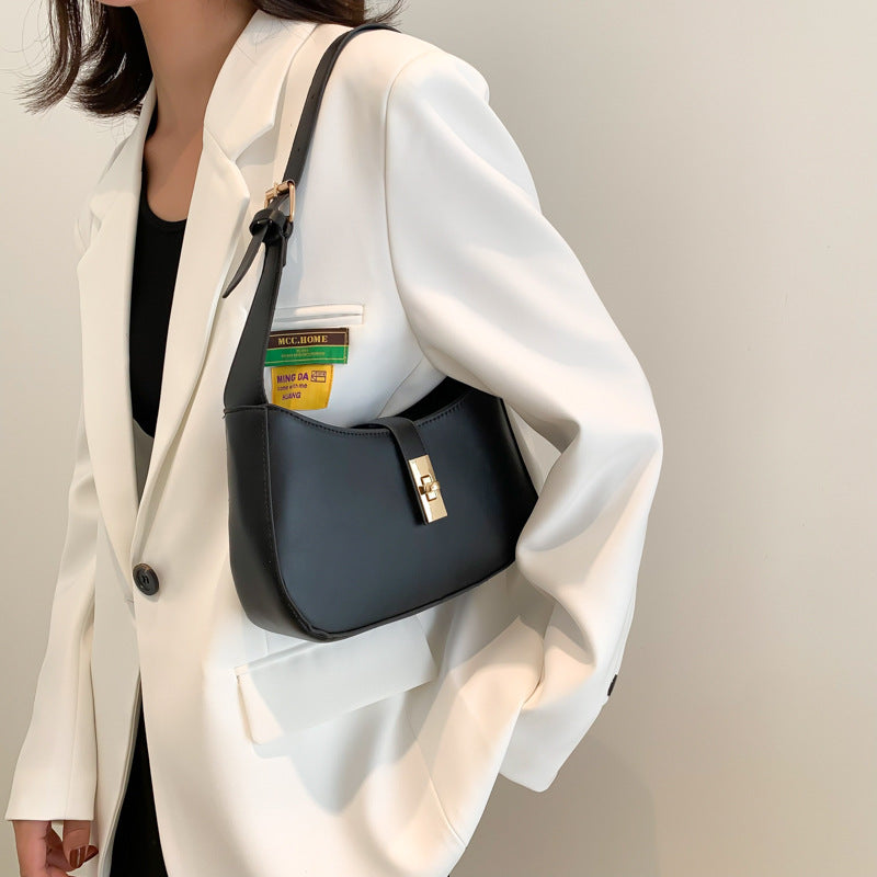 Women's PU Leather Magnetic Buckle Solid Color Exquisite Shoulder Bag 4 Colors