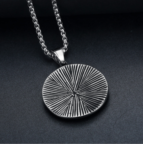 Retro Pendant Punk Vintage Cross Animal Totem Poker Pendant Biker Chain Necklace