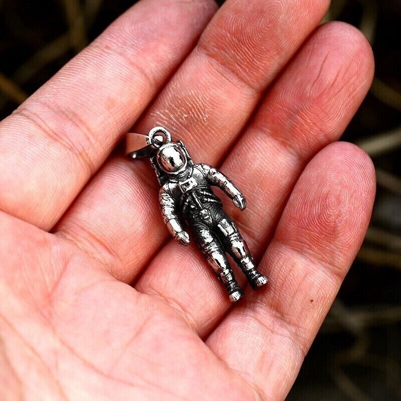 Unisex Mix Theme Fashion Retro Space Astronaut Pendant Titanium Stainless Steel Necklace