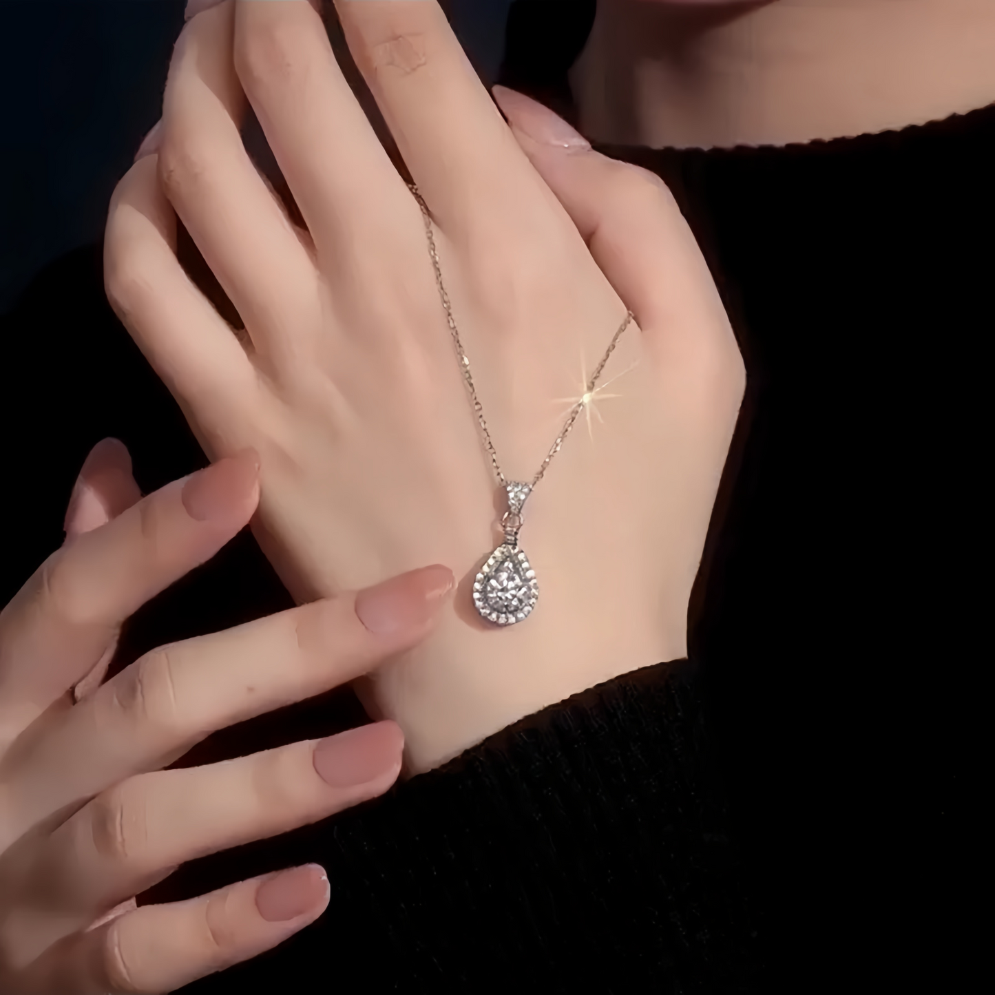 Women Elegant 1CT Waterdrop Moissanite Pendant Party Wedding Engagement Necklace M0198