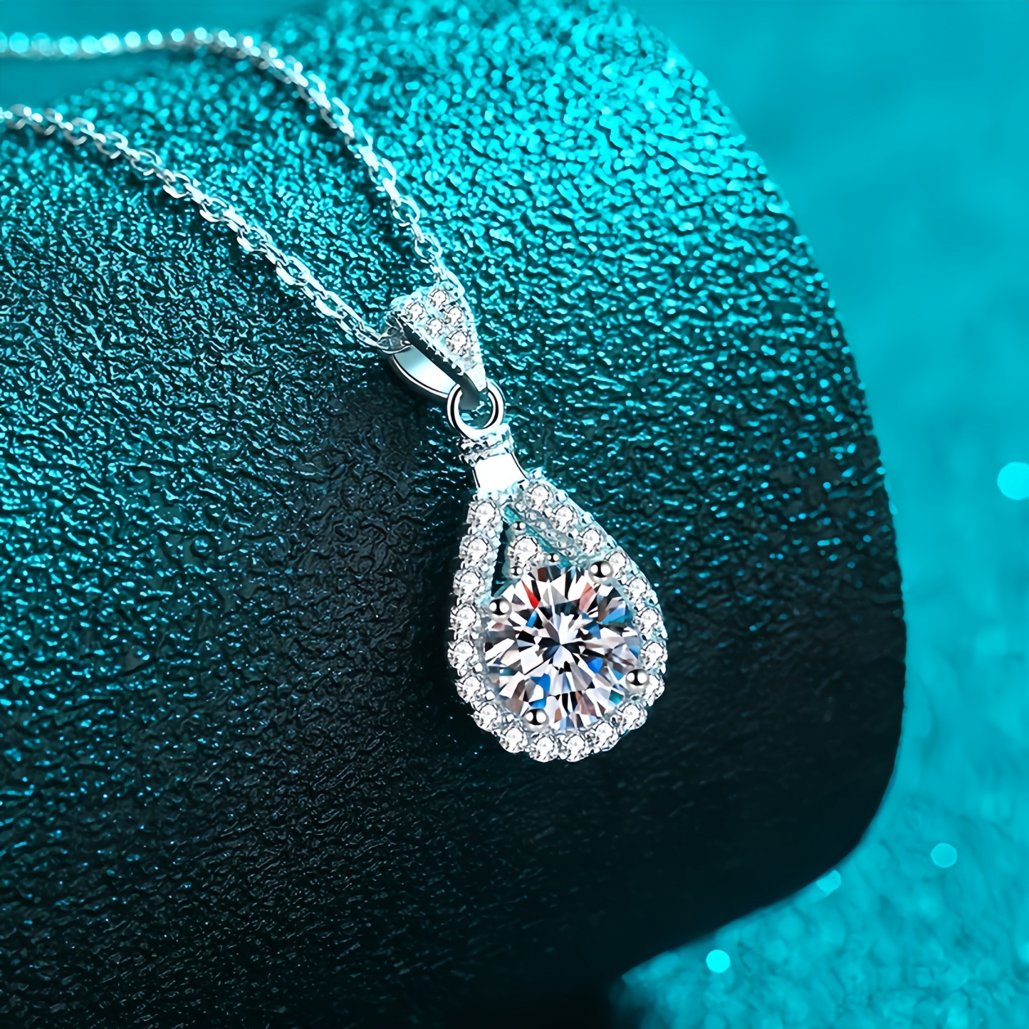 Women Elegant 1CT Waterdrop Moissanite Pendant Party Wedding Engagement Necklace M0198