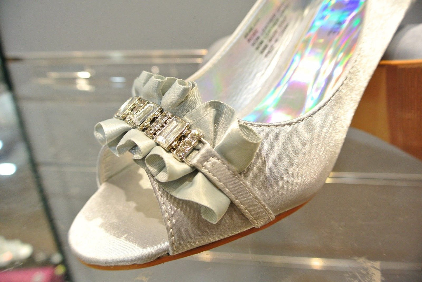 New Fashion Women Shining Ball Ventilate Mid Heel Party Wedding Work Date Shoes