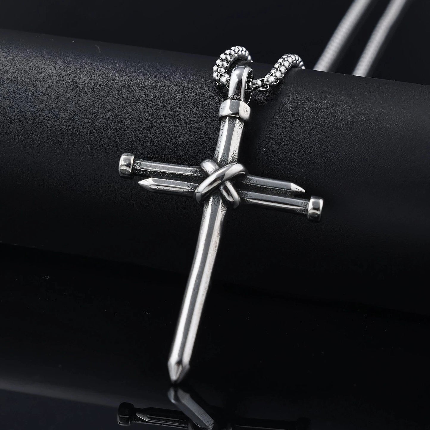 Men Stainless Steel Nail Cross Necklace Silver Crucifix Pendant Religious Jewelry Chain PN0328
