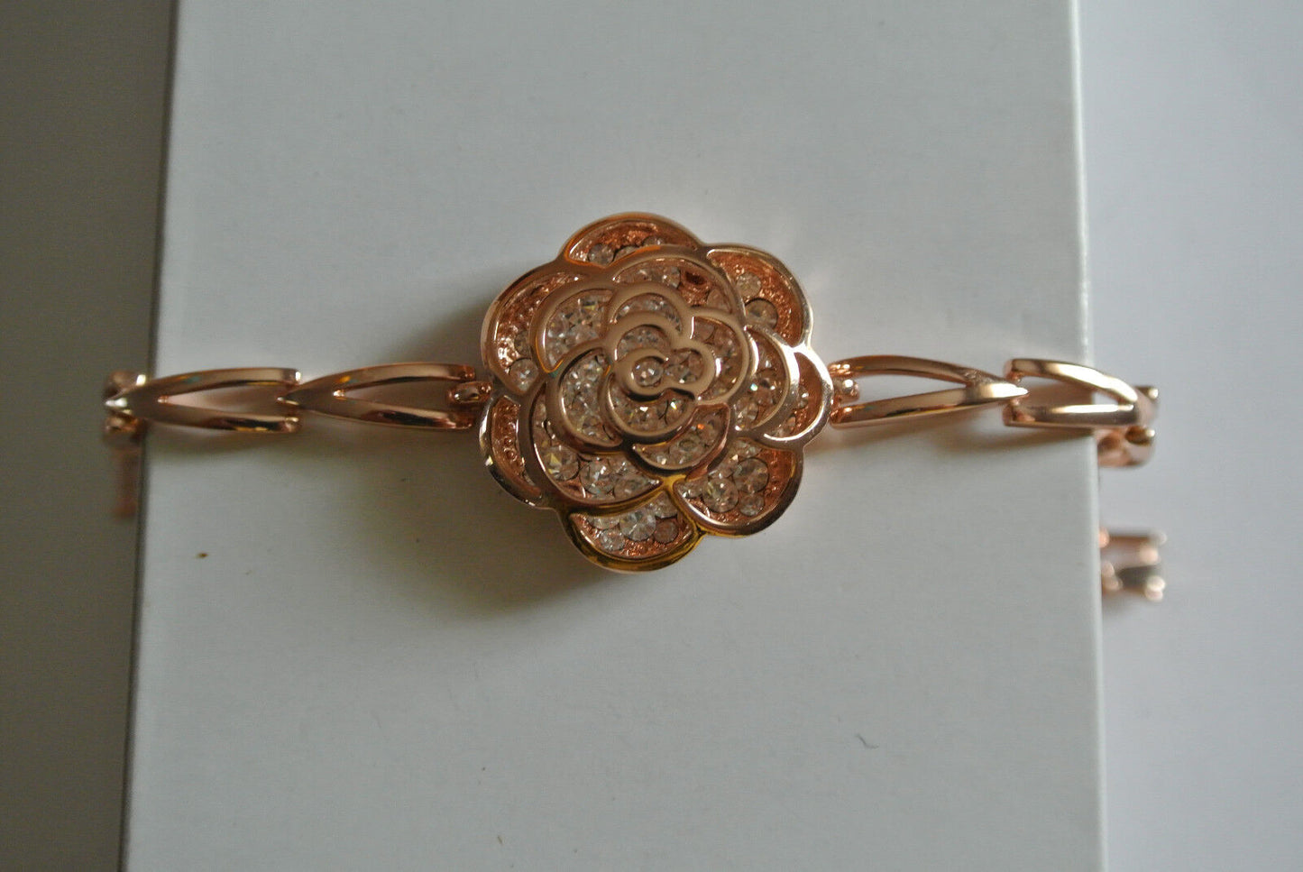 NEW Fashion Women Bangle Bracelet Charm Jewelry Gifts LADY Bracelet Rhinestone