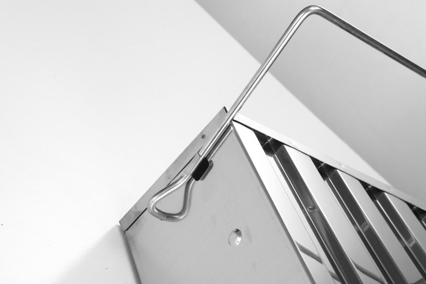 New Charcoal BBQ Grill Portable Outdoor Barbecue Foldable Portable Camping