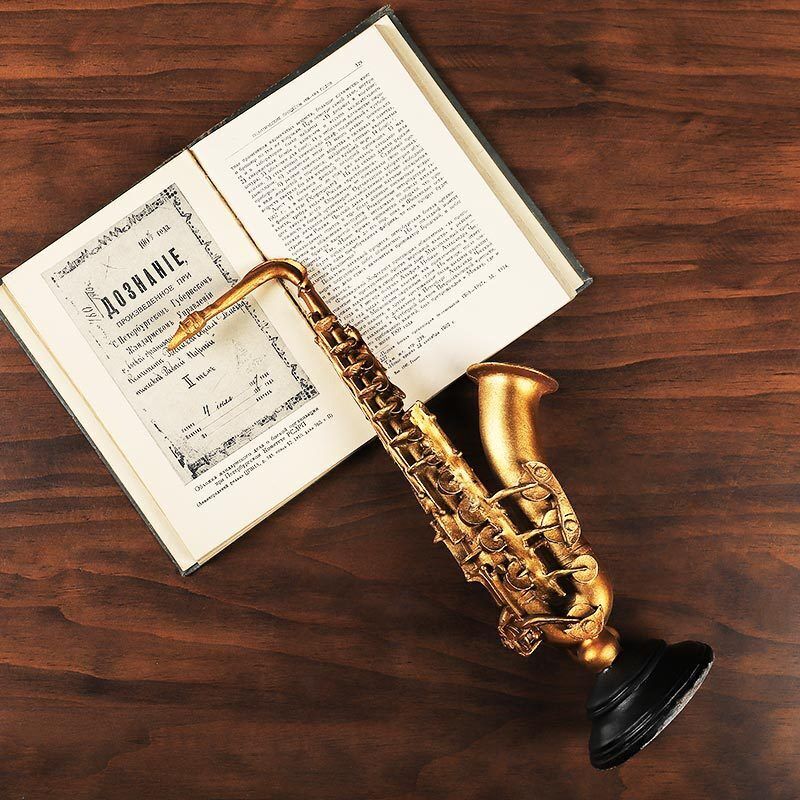 Saxophone Violin instrument home bookcase cabinet decorated resin decoration