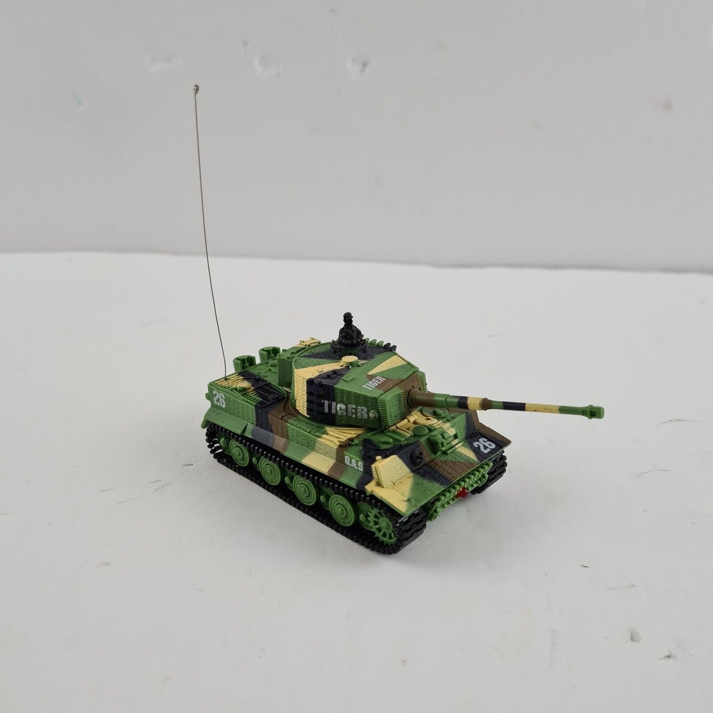 Kid Boy Toy Gift Remote Control Scale Tiger High Simulation Speed Mini RC Tank