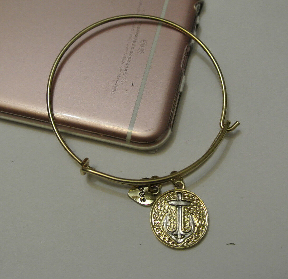 NEW Fashion Women Bangle Bracelet Charm Jewelry Gifts FOR FRIEND FAMILY