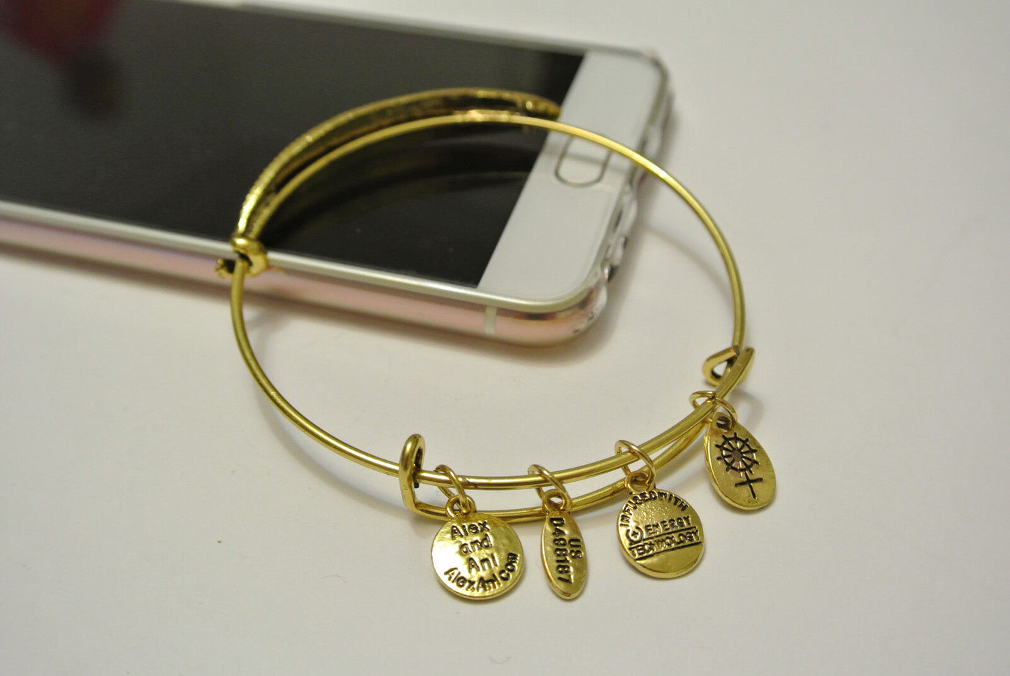 NEW Fashion Women Bangle Bracelet Charm Jewelry Gifts FOR FRIEND FAMILY