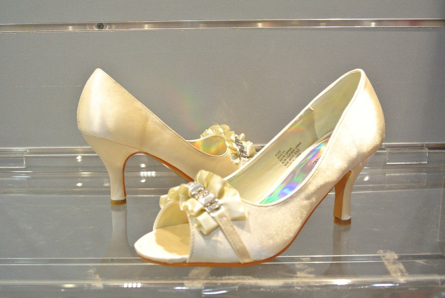 New Fashion Women Shining Ball Ventilate Mid Heel Party Wedding Work Date Shoes