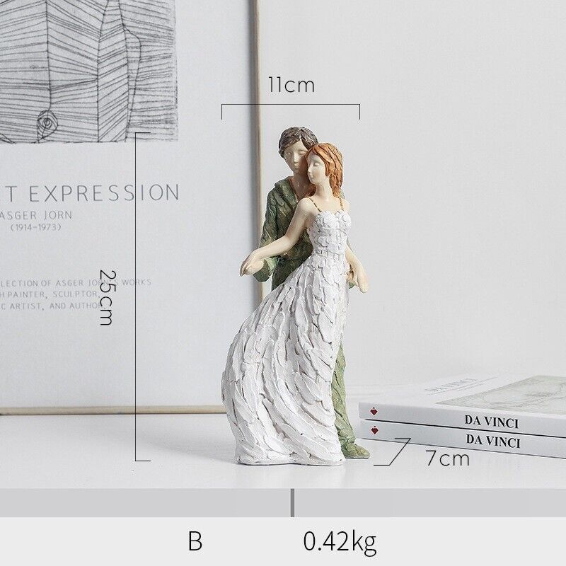 Wedding Figurine Resin Decoration Young Lover Couple Birthday Table Gift Idea
