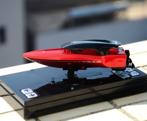 2.4GHz Mini RC Speed Boat Remote Control High Speed Boat Waterproof Toys Gift