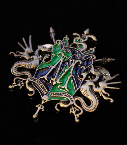 Harry Potter House Badge Pins Hufflepuff Gryffindor Ravenclaw Slytherin Brooch